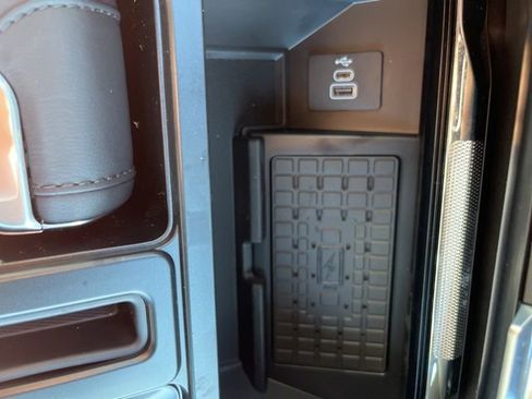 New 2025 Ford F150 Platinum w/ FX4 Off-Road Package image 24