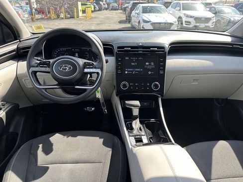 Used 2023 Hyundai Tucson SE AWD/4WD image 11
