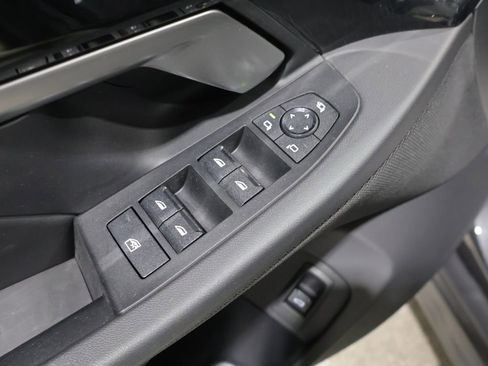 Used 2024 BMW 530i xDrive AWD/4WD image 15