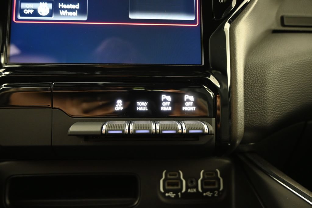 Used 2020 RAM 1500 Laramie AWD/4WD image 30