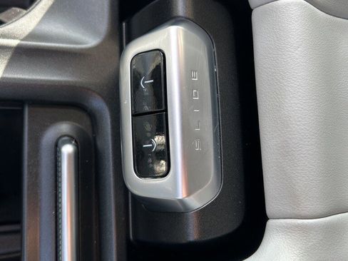 Used 2025 Ford Expedition Max Platinum w/ Driver's Package image 40