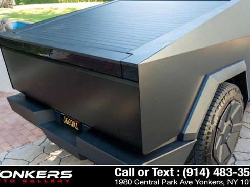 Used 2024 Tesla Cybertruck Cyberbeast image 41
