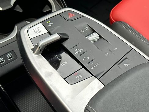 Used 2025 BMW X1 xDrive28i w/ M Sport Package image 24