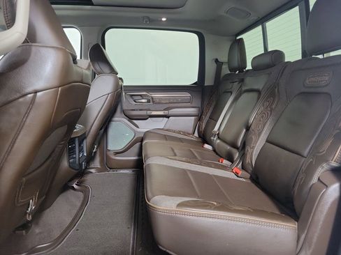 Used 2025 RAM 1500 Limited AWD/4WD image 23