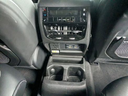 Certified 2021 Jeep Grand Cherokee L Limited AWD/4WD image 23