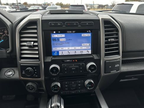 Used 2018 Ford F150 Platinum w/ Equipment Group 701A Luxury image 27