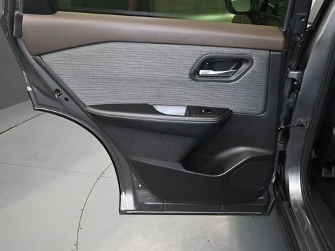 Certified 2023 Nissan Rogue SV AWD/4WD image 21