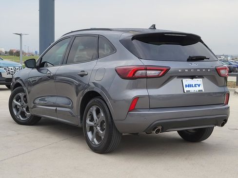 Used 2023 Ford Escape ST-Line w/ Tech Pack #1 image 3