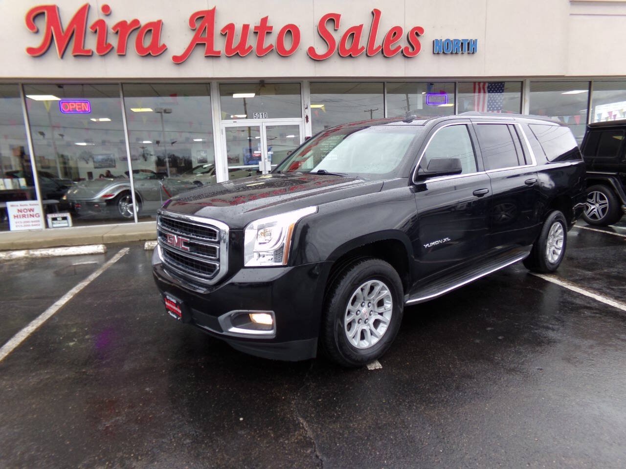 Used 2016 GMC Yukon XL SLE AWD/4WD image 1