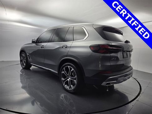Used 2026 BMW X5 sDrive40i image 8
