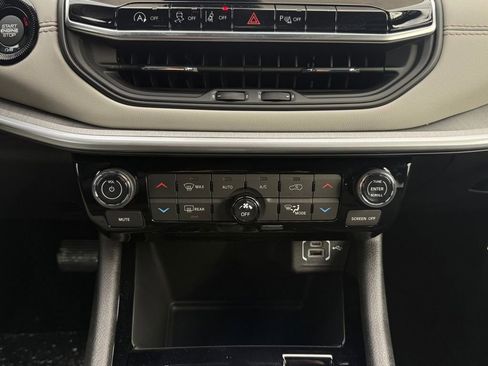 New 2026 Jeep Compass Limited w/ Sun, Sound & Navigation Group image 26