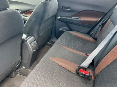 Certified 2023 Nissan Kicks SR FWD image 12