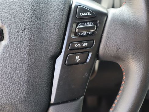 Used 2024 Nissan Titan PRO-4X w/ Pro-4x Convenience Package AWD/4WD image 14