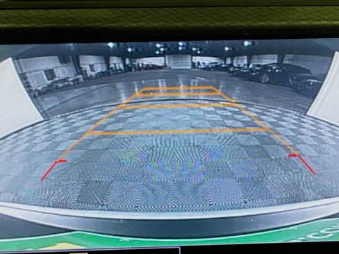 Used 2020 Buick Encore GX Preferred image 18