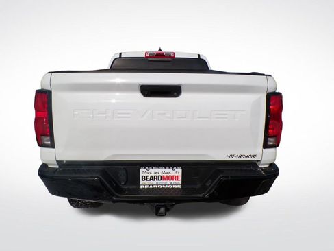Used 2024 Chevrolet Colorado ZR2 w/ Technology Package AWD/4WD image 3