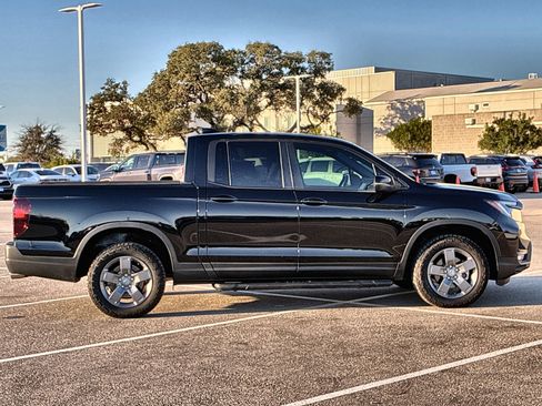Certified 2025 Honda Ridgeline TrailSport image 7
