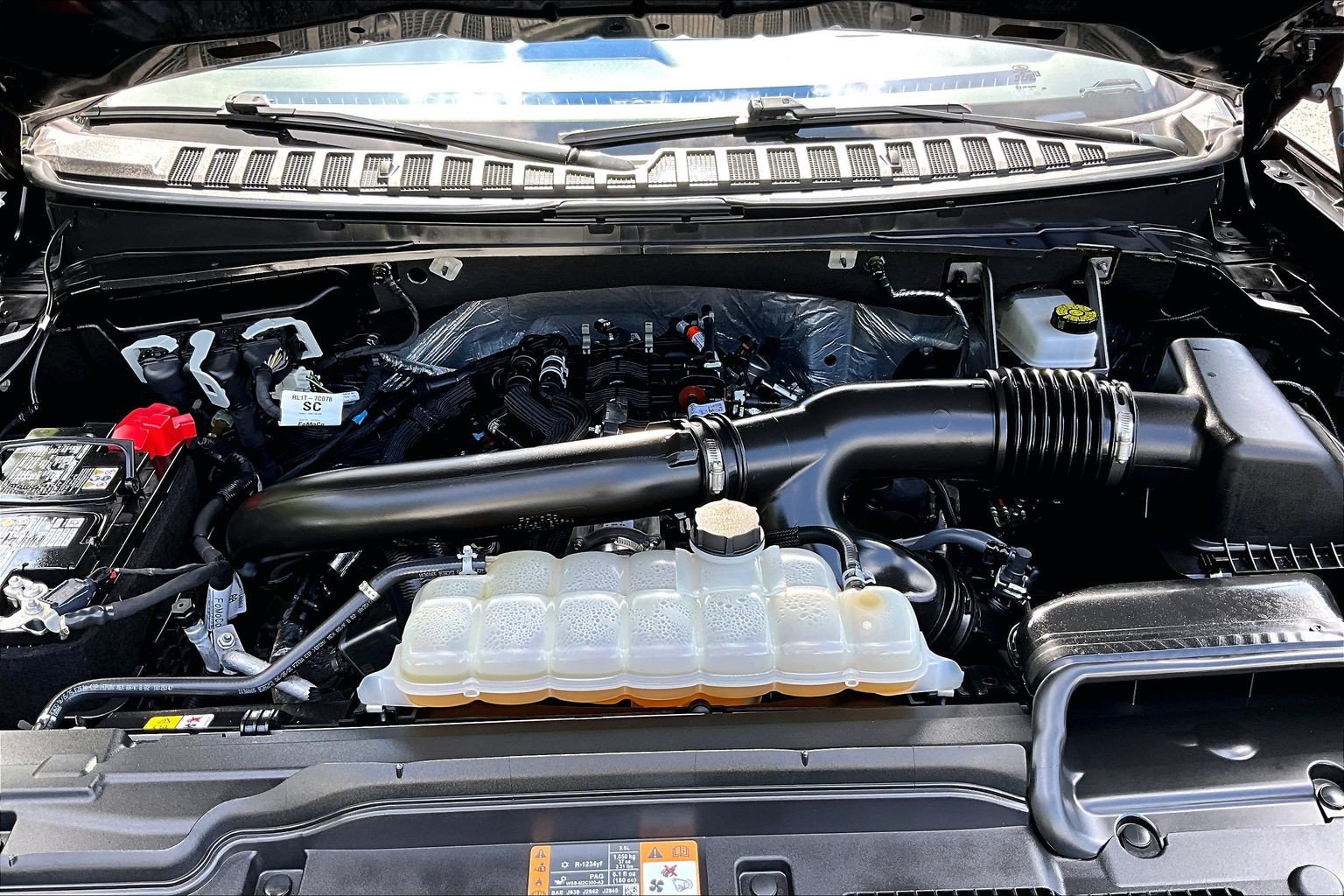 Certified 2025 Ford Expedition Active RWD image 11