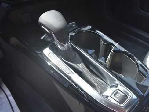 New 2026 Chevrolet Trax LT w/ Sunroof Package FWD image 25