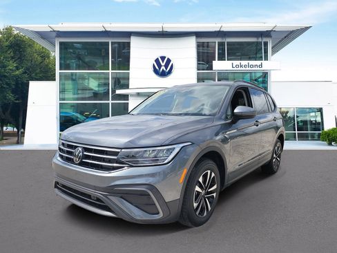 Used 2024 Volkswagen Tiguan S FWD image 2