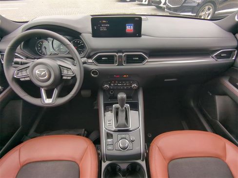 Used 2024 MAZDA CX-5 Carbon Edition image 16