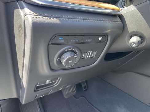 Used 2023 Jeep Grand Cherokee Summit AWD/4WD image 27