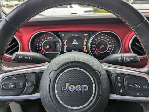 Used 2020 Jeep Gladiator Rubicon AWD/4WD image 22