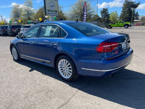 Used 2016 Volkswagen Passat 1.8T SE image 4