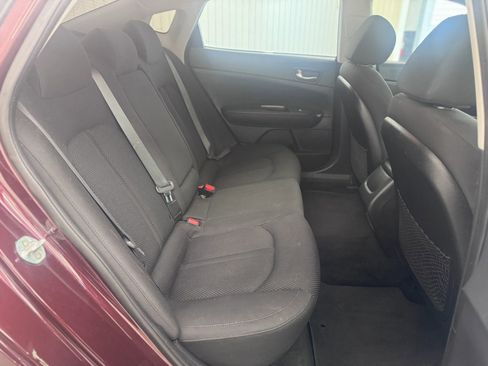 Used 2020 Kia Optima LX image 11