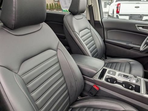 Used 2024 Ford Edge SEL w/ Convenience Package AWD/4WD image 13