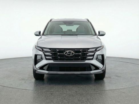 Used 2025 Hyundai Tucson SEL image 2