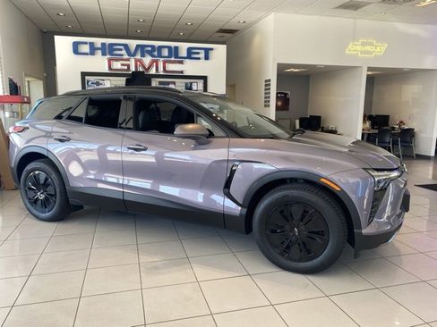 New 2025 Chevrolet Blazer EV LT image 3