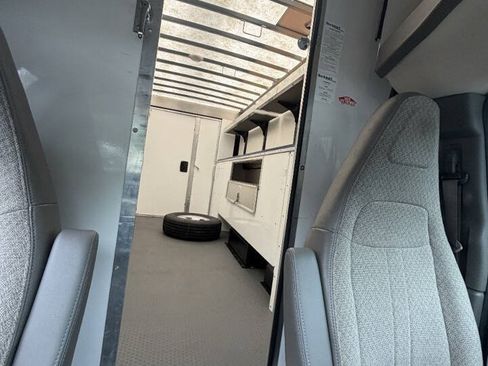 Used 2022 Chevrolet Express 3500 w/ Power Convenience Package RWD image 41