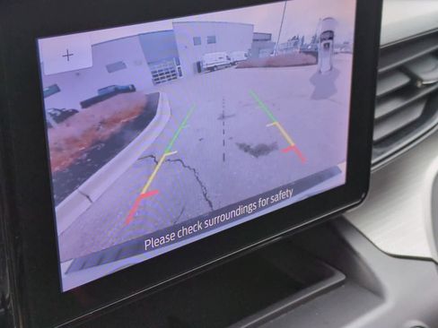 Used 2020 Ford Explorer XLT w/ Comfort Package image 29