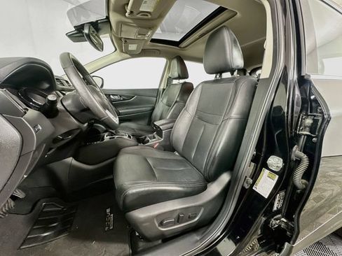 Used 2019 Nissan Rogue Sport SL w/ Premium Package AWD/4WD image 4
