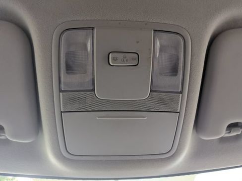 Used 2021 Kia Soul LX FWD image 27