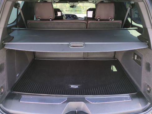 Used 2024 Cadillac Escalade ESV Sport Platinum w/ LPO, ONYX Package AWD/4WD image 13