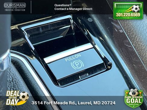 Used 2025 Jeep Compass Latitude w/ Sun & Sound Group AWD/4WD image 28