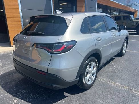 Used 2025 Honda HR-V LX image 23