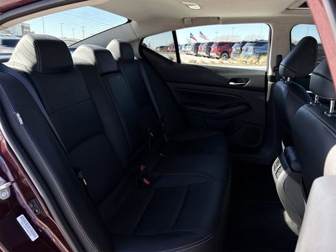 Used 2024 Nissan Altima 2.5 SL image 30