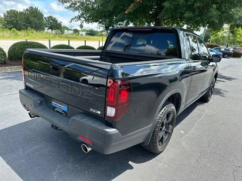 Certified 2024 Honda Ridgeline Black Edition image 3