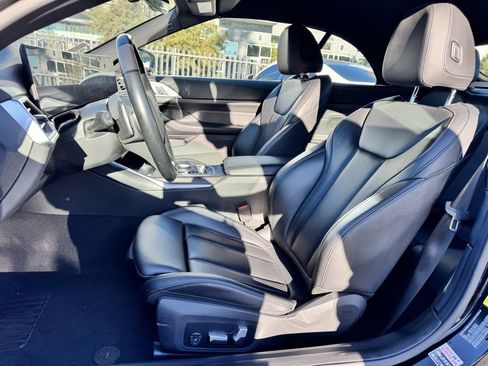 Used 2024 BMW 430i Convertible image 18