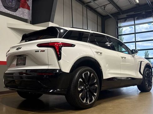 Used 2024 Chevrolet Blazer EV RS AWD/4WD image 79