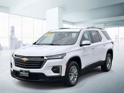 Used 2023 Chevrolet Traverse LT