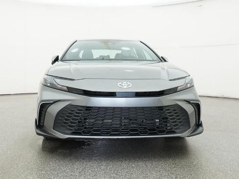 New 2026 Toyota Camry SE FWD image 31