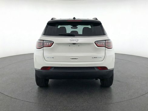 Used 2025 Jeep Compass Limited AWD/4WD image 7