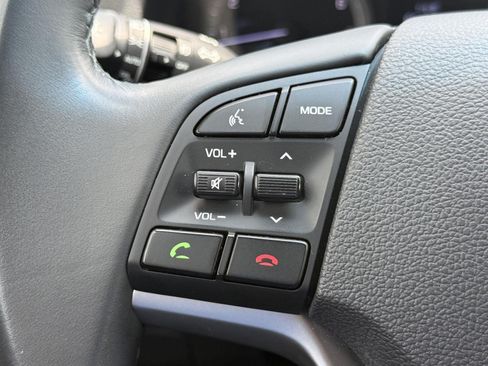 Used 2018 Hyundai Tucson Value AWD/4WD image 25