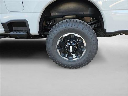 New 2026 Ford F250 XLT w/ XLT Premium Package image 10