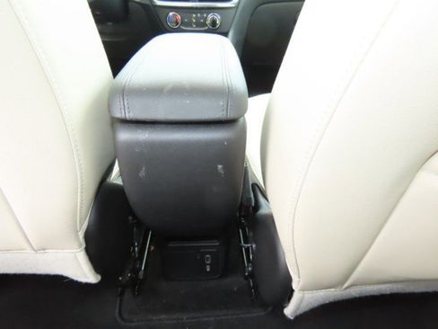 Used 2024 Buick Encore GX Preferred image 16