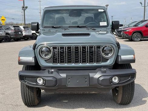 New 2026 Jeep Gladiator Sport image 14