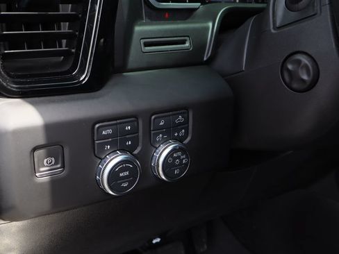Certified 2022 GMC Sierra 1500 AT4 AWD/4WD image 13